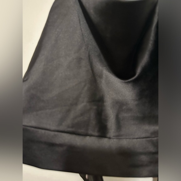 Princess Polly black cowl neck open back crop top size 6 - Picture 3 of 8